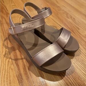 Cushionaire “Sammi” Rose Gold Platform Sandals